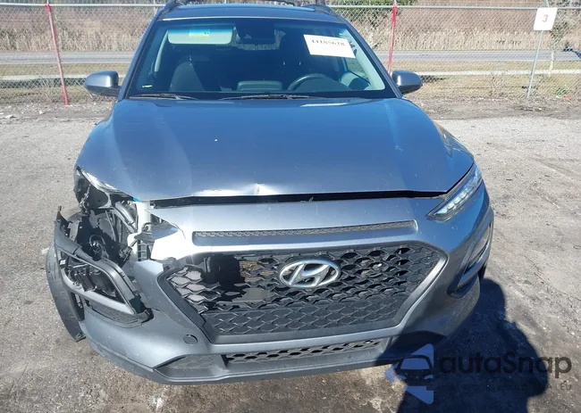 KM8K22AA5MU702847: 44189655