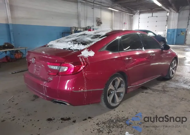 1HGCV2F91JA020710: 44189681