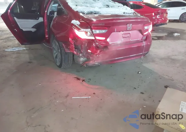 1HGCV2F91JA020710: 44189681