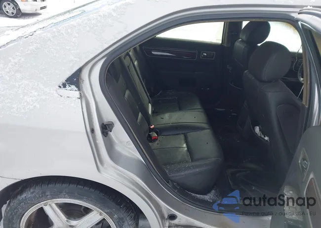 3LNHM28T47R661151: 44189744