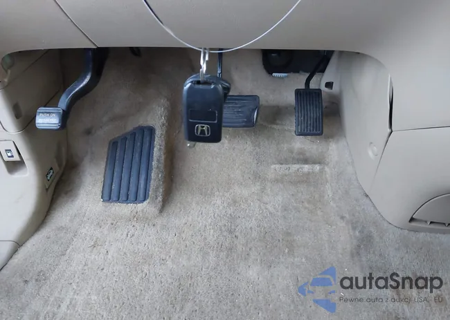 5FNRL38686B421550: 44189802