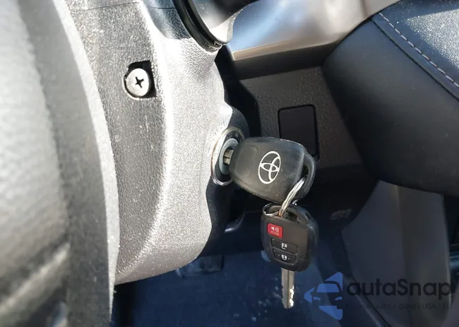 JTMWFREV3EJ002084: 44189803