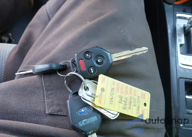 4S3BNAF67K3035678: 44189882