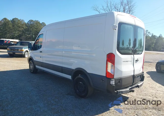 1FTNR2CM7FKA64068: 44189916