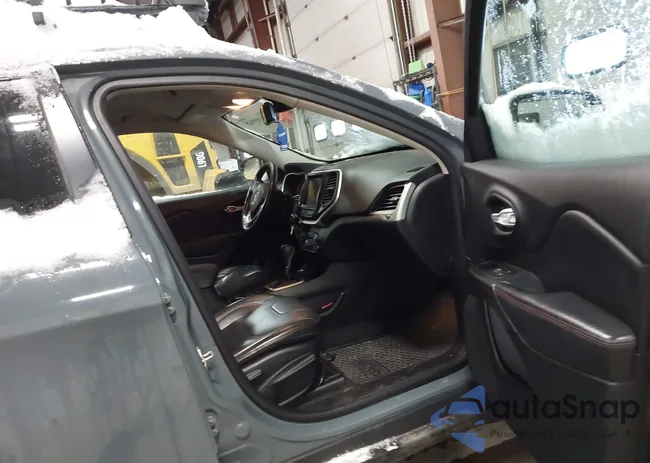 1C4PJMBS7FW713646: 44189925