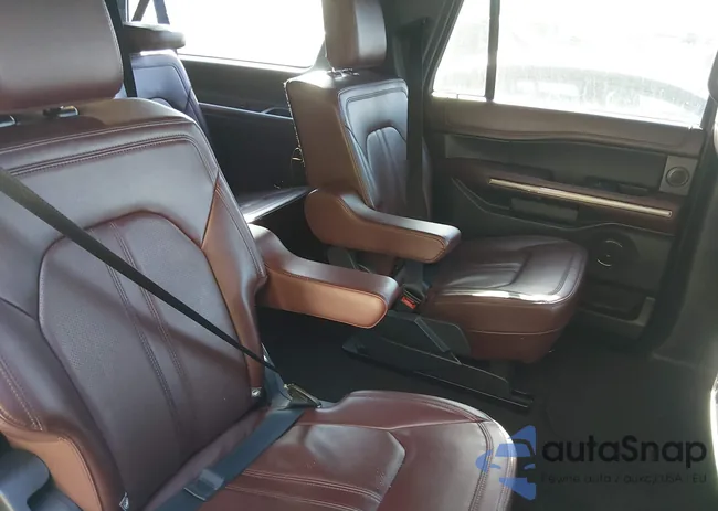 1FMJK2A86PEA48237: 44189942