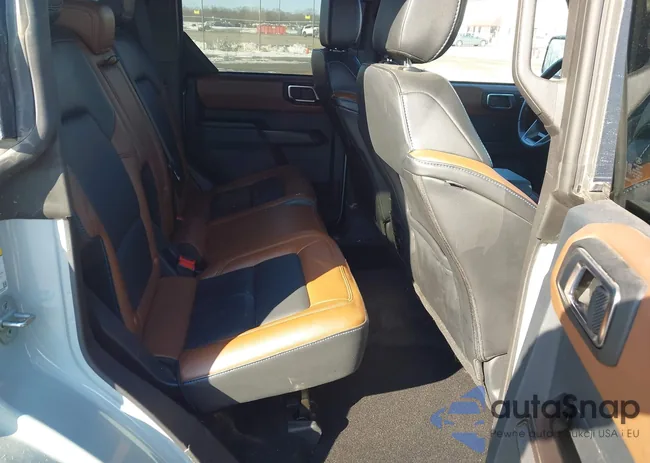 1FMEE8BP3RLA70079: 44189964