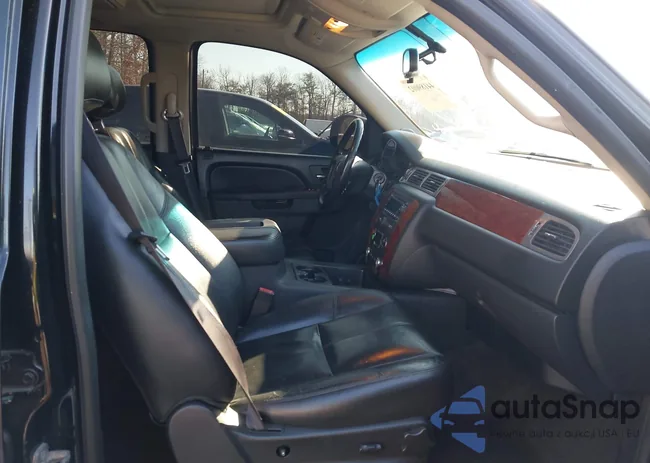 1GNSKBE05CR189257: 44189002