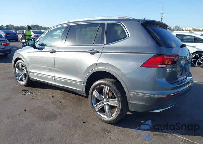 3VV3B7AX6LM116088: 44189024