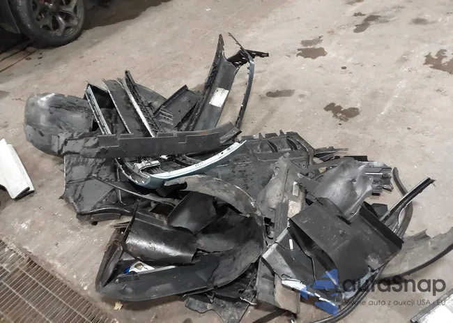 1VWAT7A39GC033677: 44189042