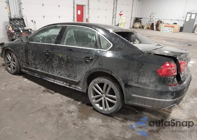 1VWAT7A39GC033677: 44189042