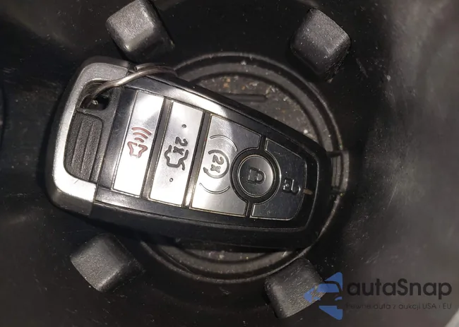 1FM5K7D85JGB76653: 44189080