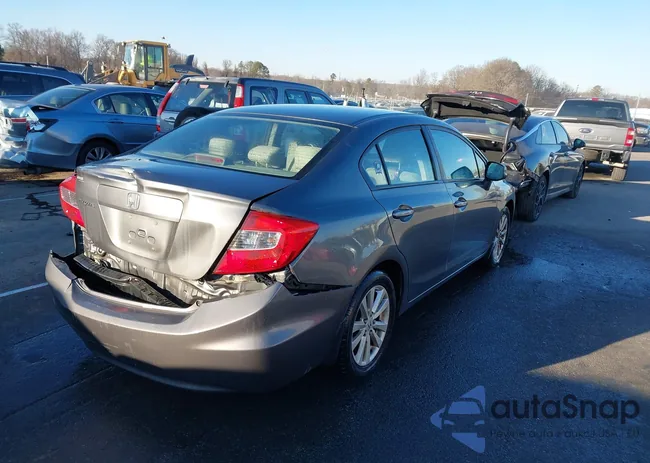 19XFB2F8XCE097619: 44189083