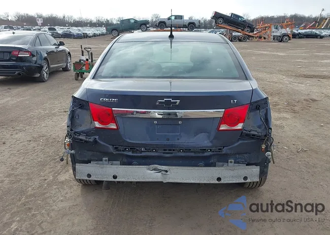 1G1PC5SB0E7174109: 44189193