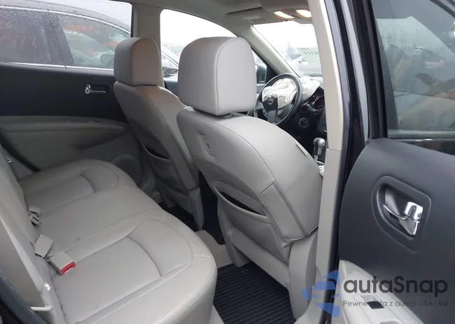 JN8AS5MT4DW513985: 44189211