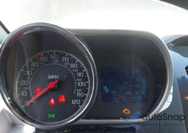 KL8CB6S92FC812745: 44189218