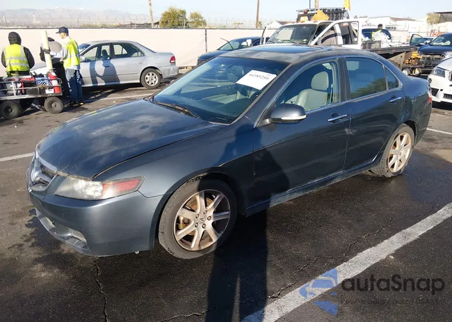 JH4CL96855C011585: 44189259