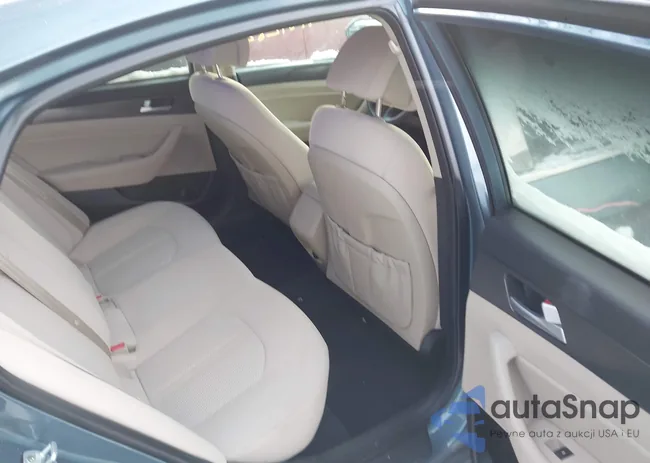 5NPE34AF8HH537544: 44189282