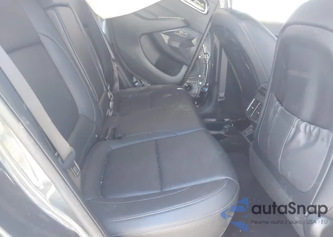 KNDER2AA7S7749645: 44189324