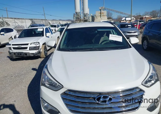 KM8SMDHF2GU133015: 44189352