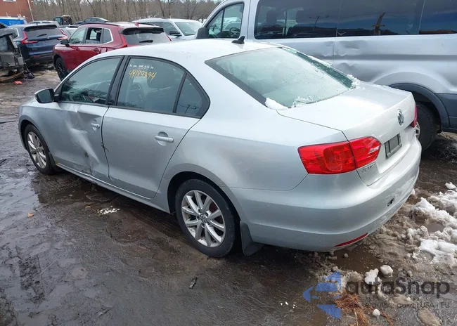 3VWDP7AJ6CM375838: 44189394