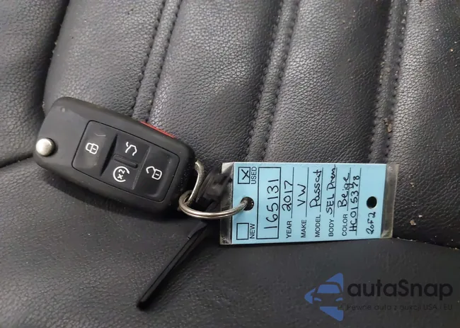 1VWCT7A35HC015378: 44190416