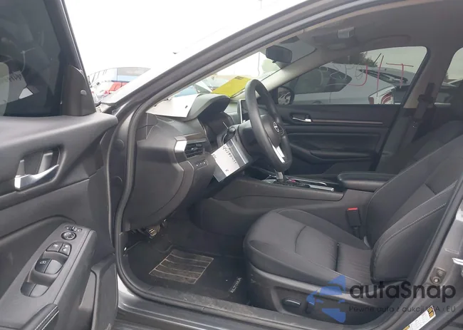 1N4BL4DV2RN314316: 44190439