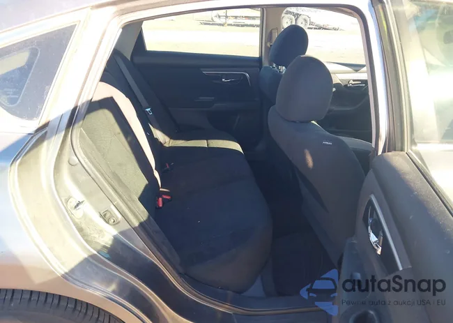 1N4AL3AP6EC174868: 44190588