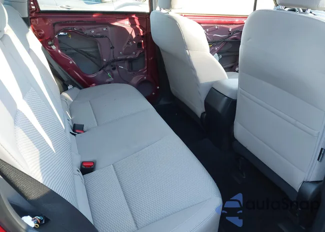 JF2SJAGC2JH572543: 44190596