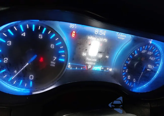 2C3CCAGG3JH293696: 44190641