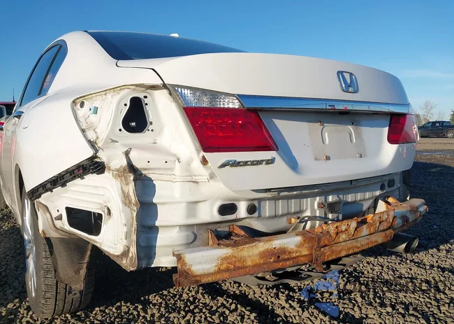 1HGCR2F8XDA057142: 44190686