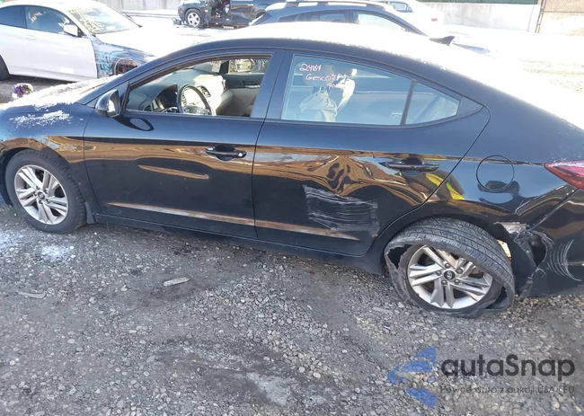 KMHD84LFXLU003529: 44190694