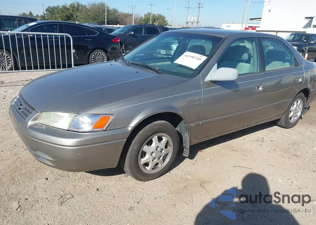 4T1BG28K0XU494669: 44190710