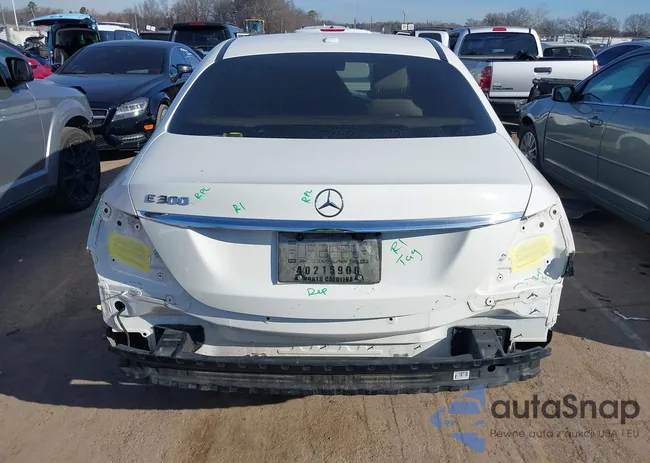 WDDZF4JB8HA012986: 44190852