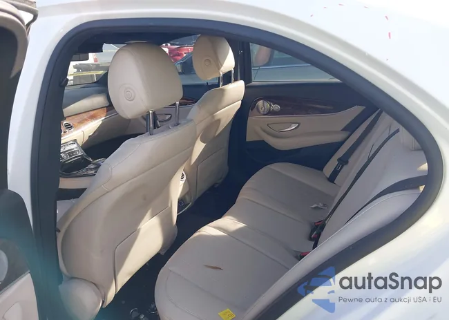 WDDZF4JB8HA012986: 44190852