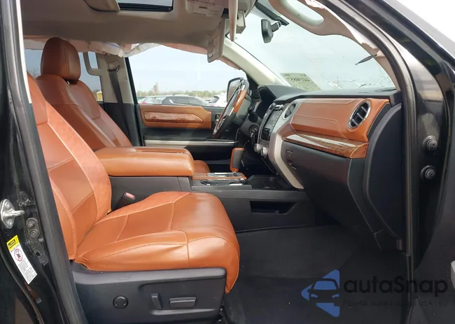 5TFAW5F18EX357859: 44190857