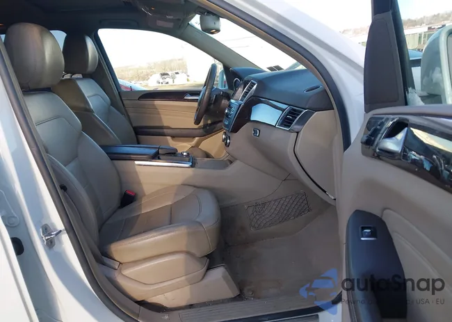 4JGDA5HB6DA172255: 44190941