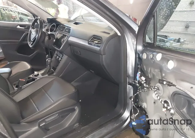 3VV2B7AX7KM102646: 44190098