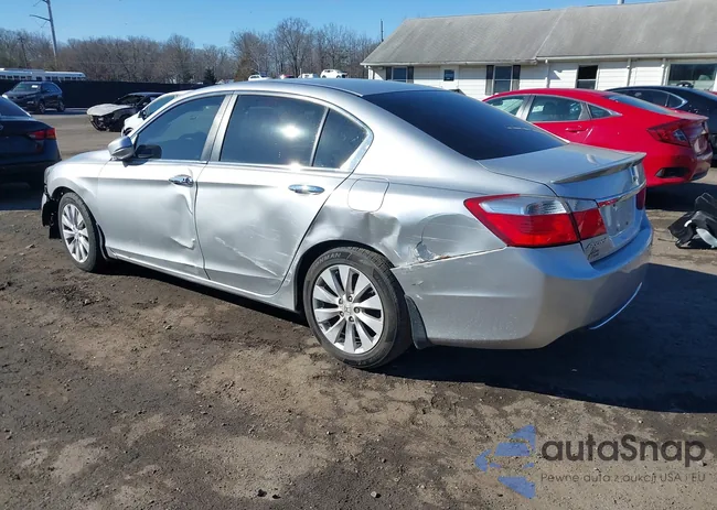 1HGCR2E7XDA106641: 44190132