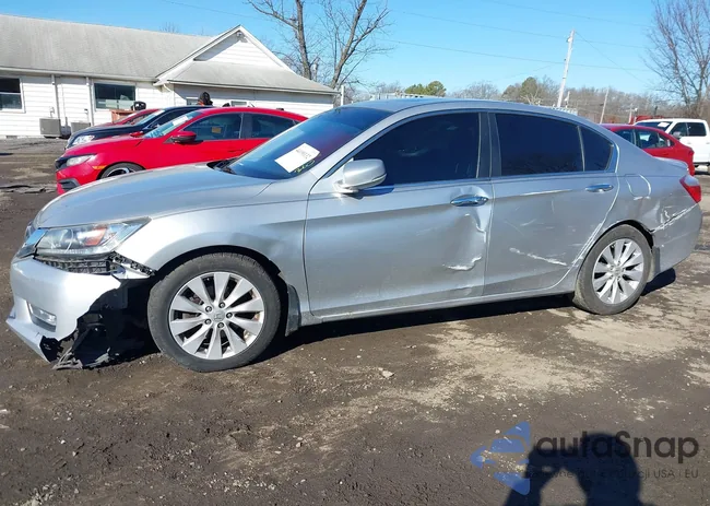 1HGCR2E7XDA106641: 44190132