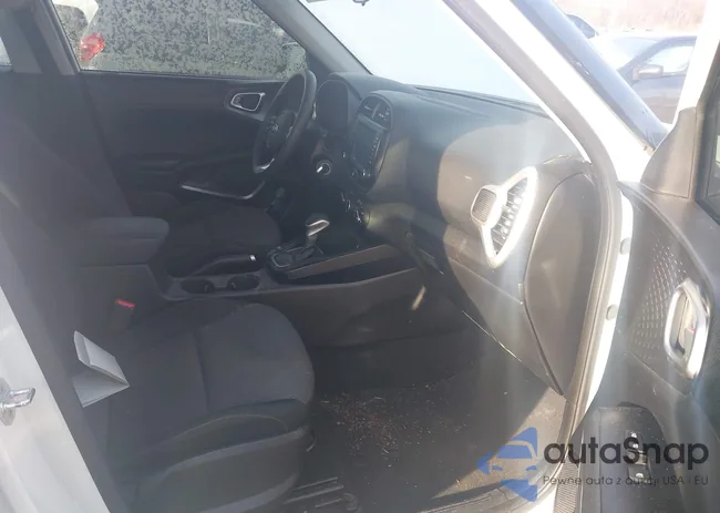 KNDJ23AU1L7735678: 44190260