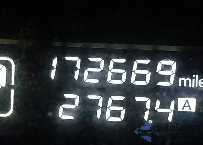 5N1AR2MM8DC647040: 44190376