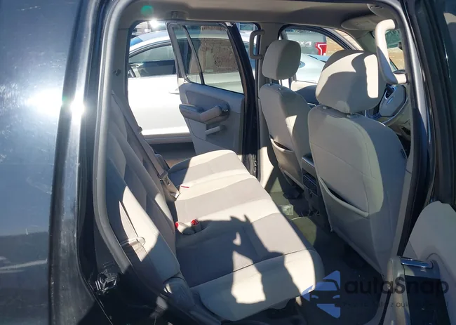 1FMEU63E67UB67451: 44191402