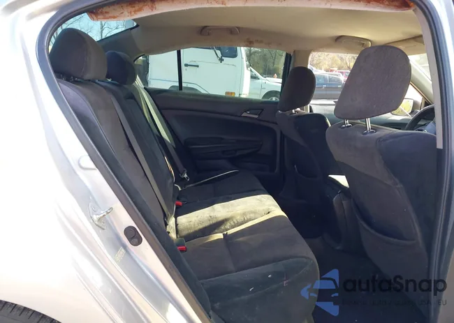 1HGCP26359A033882: 44191421