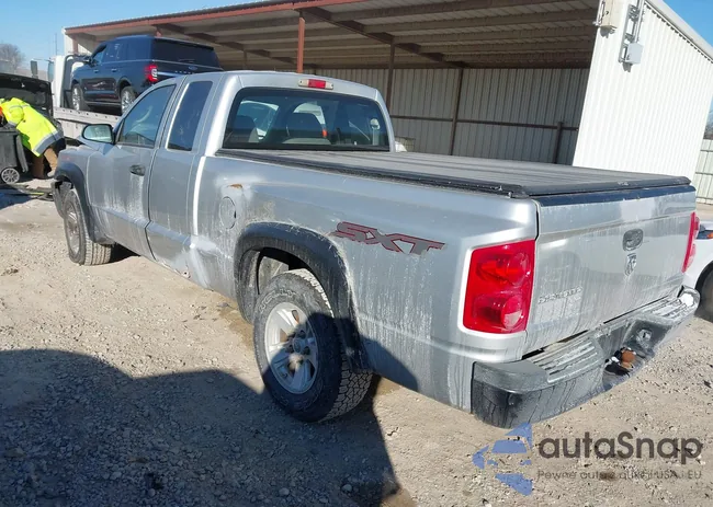 1D7HE32K28S559933: 44191498