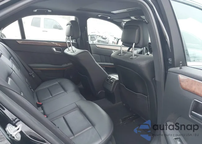 WDDHF8JB7CA553944: 44191499