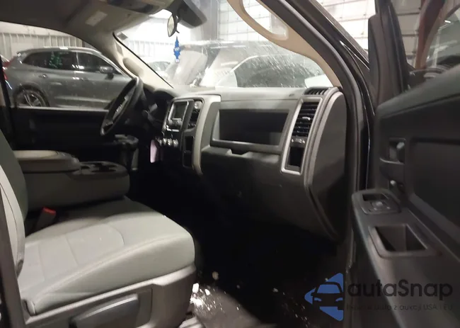 1C6RR7KT2JS315022: 44191551