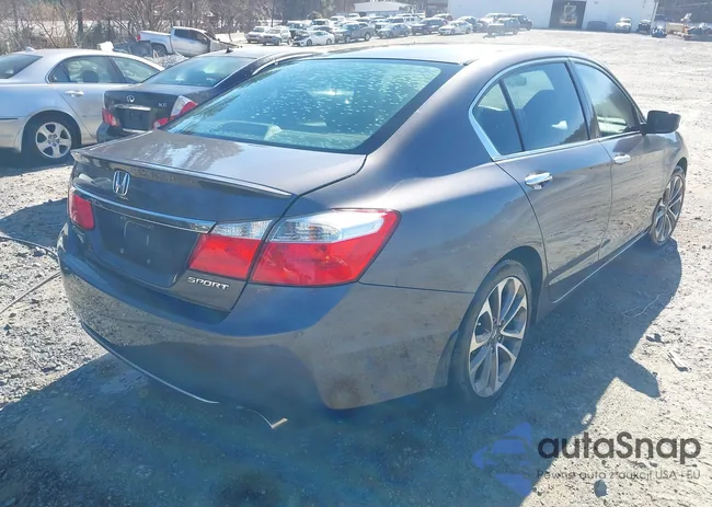 1HGCR2F54EA028064: 44191582