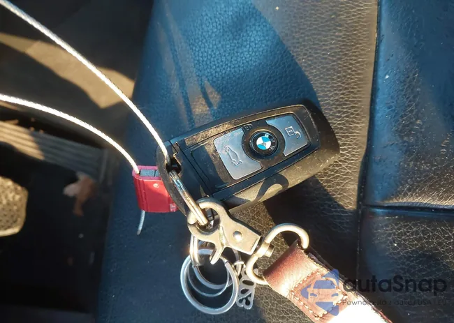 WBA3B5G5XDNS02873: 44191588