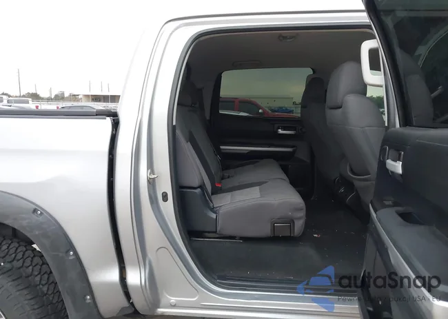 5TFEM5F19GX105127: 44191636